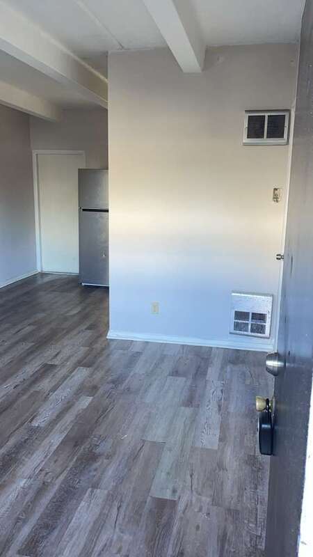 Building Photo - 5261 Alhambra Dr