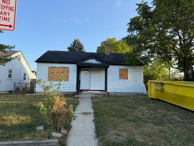 Building Photo - 726 E Moler St