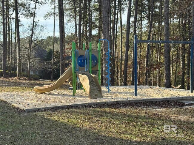 Building Photo - 6991 Carson Ln