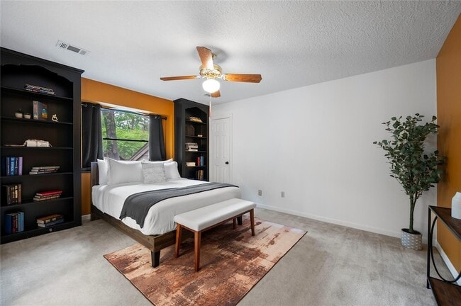 Building Photo - 14022 Champions Hamlet Ct