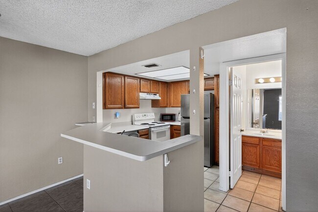 Building Photo - Charming 2BR Condo in Mesa