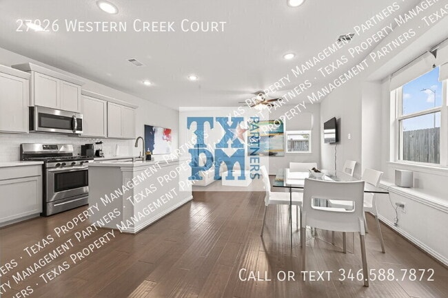 Building Photo - 27926 Western Crk Ct