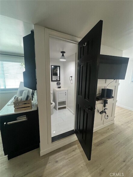 Building Photo - 5461 Repetto Ave