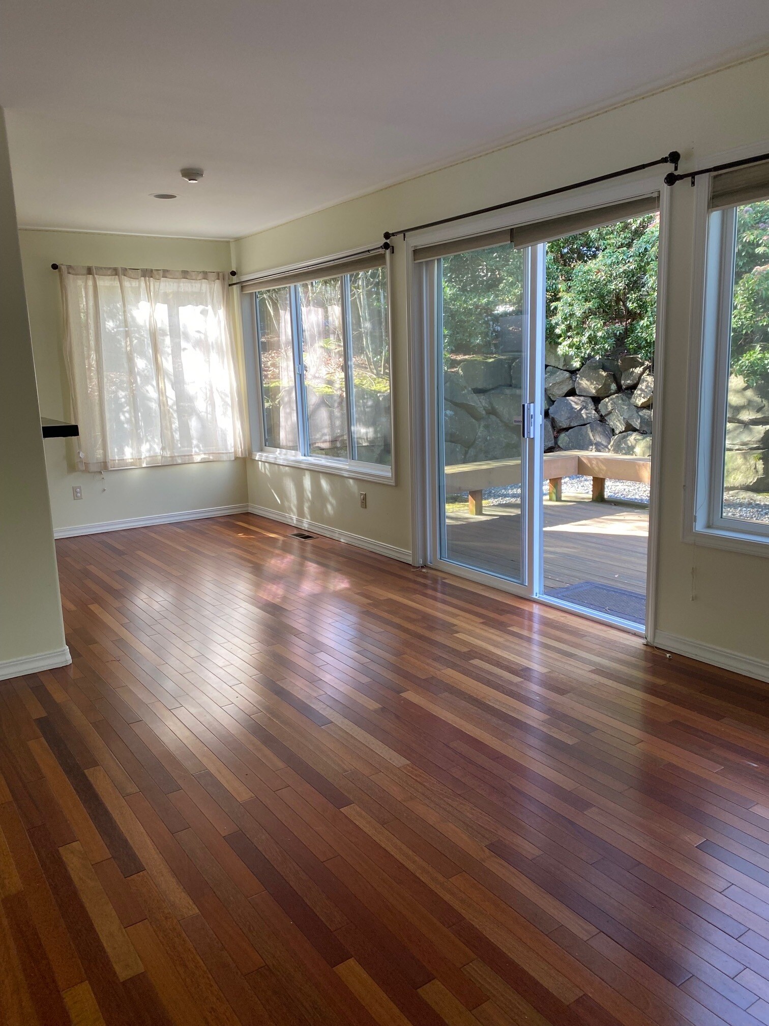 Building Photo - 7323 Old Redmond Rd