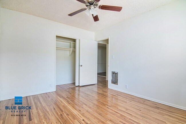 Building Photo - 212 Normandie Ave