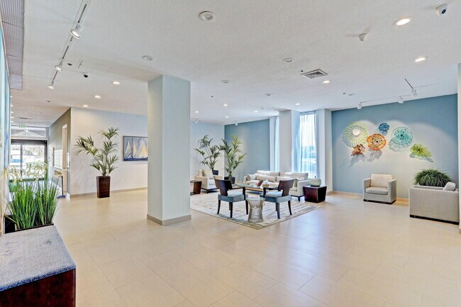 Building Photo - 5540 N Ocean Dr