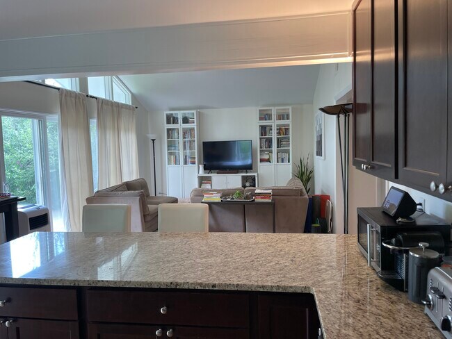 Building Photo - 4706 E Dartmouth Ave