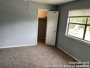 Building Photo - 2514 Ravina St
