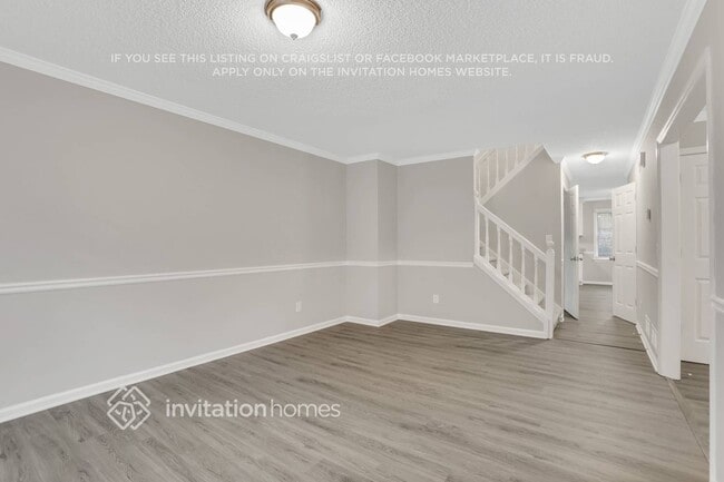 Building Photo - 1405 Silver Fox Run