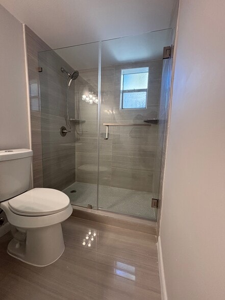 Building Photo - 9105 SW 137th Ter