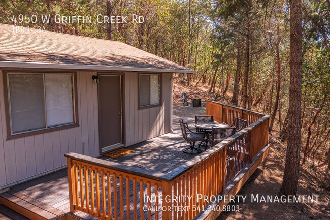 Building Photo - 4950 W Griffin Creek Rd