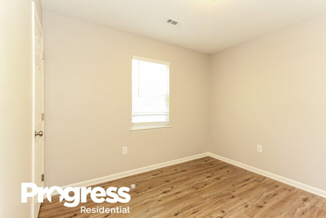 Building Photo - 4336 Chadwell Ln