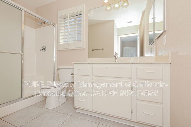 Building Photo - 24660 Lincoln Ave