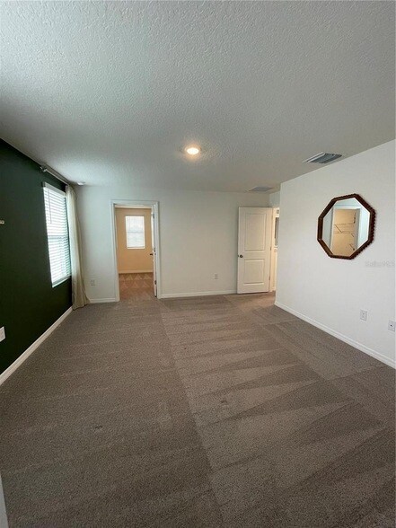 Building Photo - 37059 Kings Crown Dr