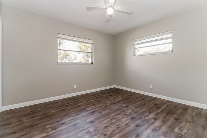 Building Photo - 1733 Ragland Ave