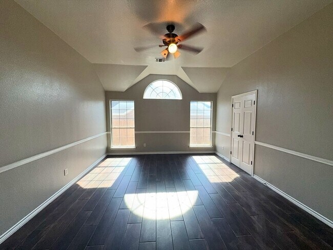 Building Photo - 1541 Mountain Laurel Ln