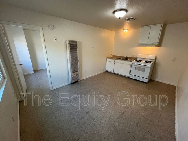 Building Photo - 9310 Rd 236