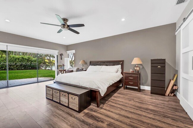 Building Photo - 5800 SW 73rd Ave