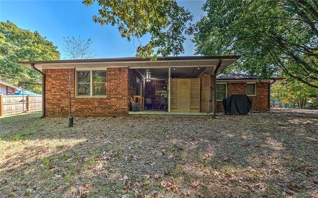 Building Photo - 66 Wentworth Dr