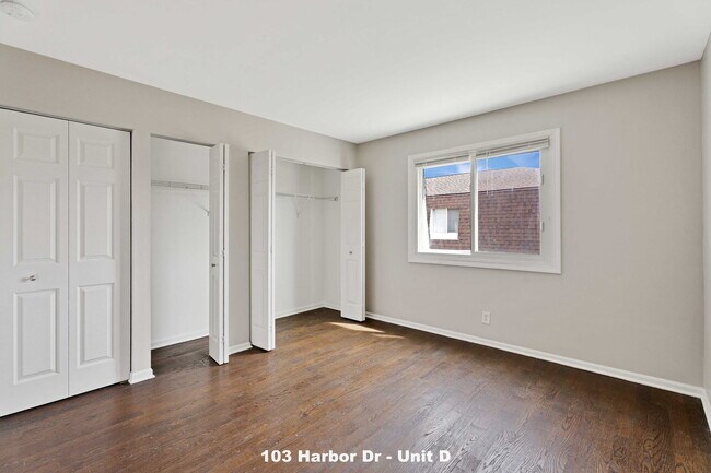Building Photo - 103 Harbor Dr