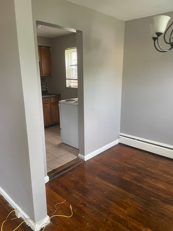 Building Photo - 5917 Cary Ave