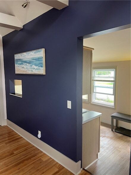 Building Photo - 2331 Edgemere Dr