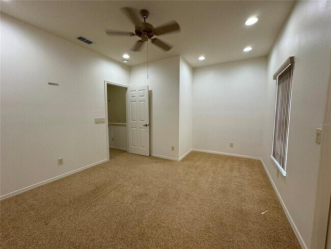 Building Photo - 1707 W Spring Meadow Loop