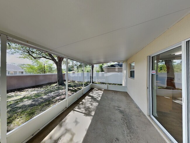 Building Photo - 209 King Arthur Ct