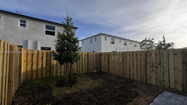 Building Photo - 15583 SW 277th St