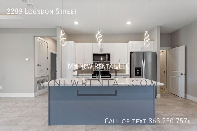 Building Photo - 2289 Logsdon St