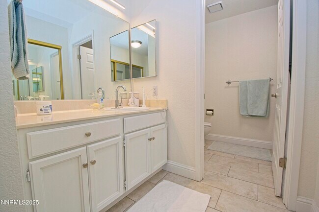 Building Photo - 2855 Idlewild Dr