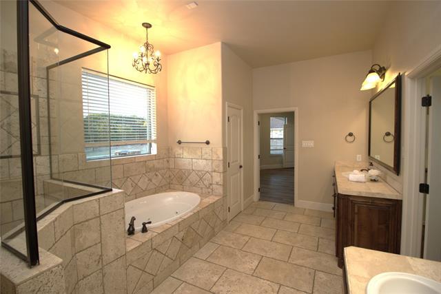 Building Photo - 2208 Beau W Ct