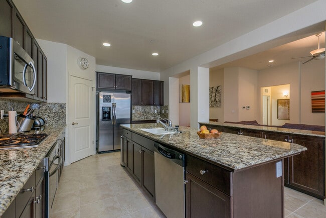 Building Photo - Pristine Harlan Ranch Home