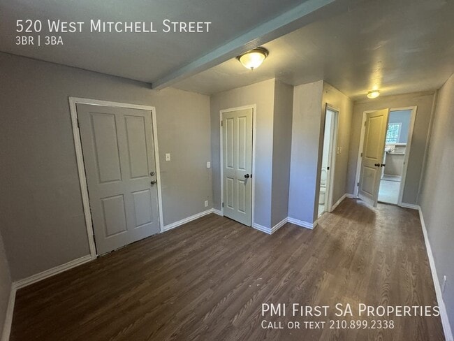 Building Photo - 520 W Mitchell St