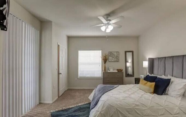 Building Photo - 2 bedroom in Dallas TX 75287