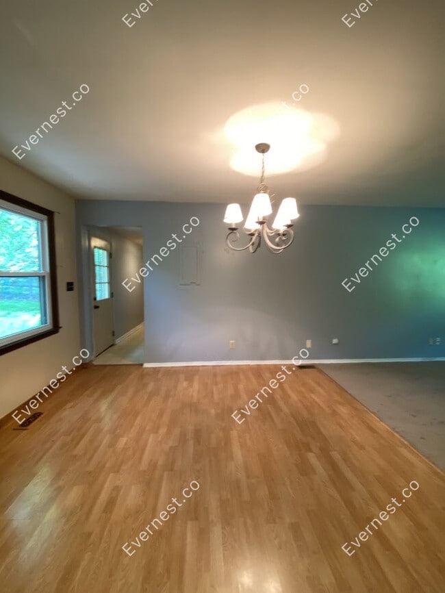 Building Photo - 13408 Wilderness Park Dr