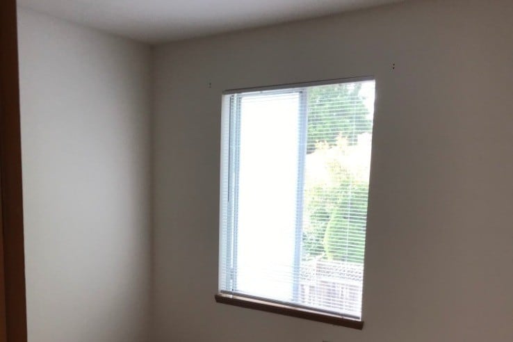 Building Photo - 648 S 32nd Pl