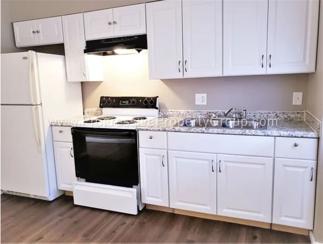 Building Photo - Cozy 2-Bedroom Home in a Peaceful Colorado...