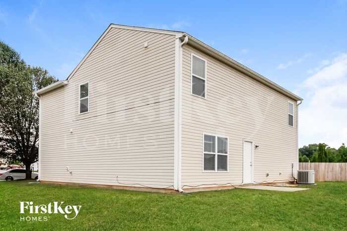 Building Photo - 633 Cambridge Farm Ct