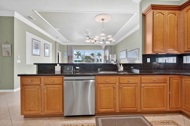 Building Photo - 212 Berenger Walk