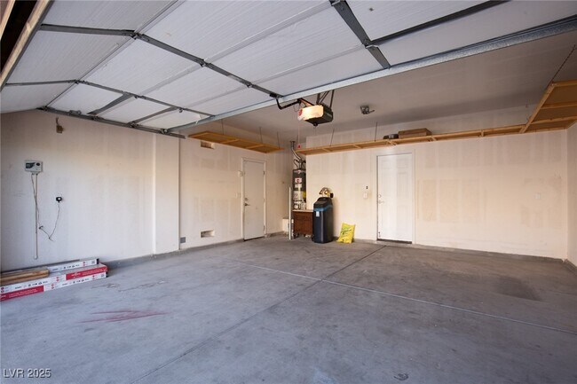 Building Photo - 4728 Killington St
