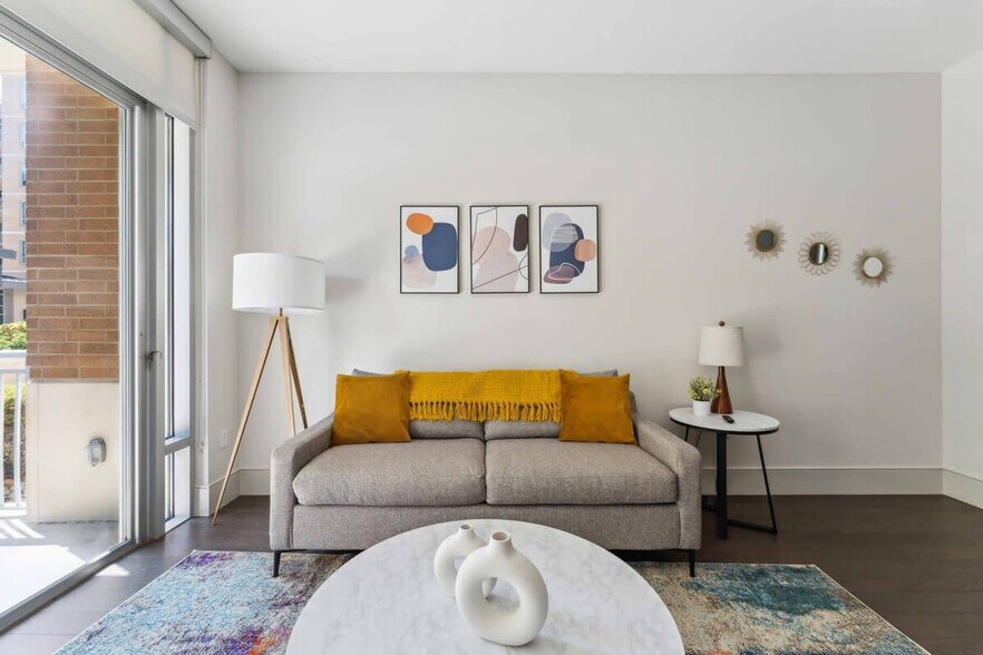 Building Photo - 9845 N Central Expy