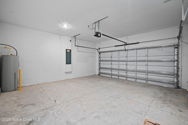 Building Photo - 4374 Masthead Ave
