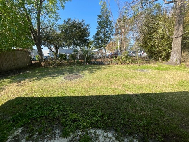 Building Photo - 3 bedroom 1 bathroom home for rent!