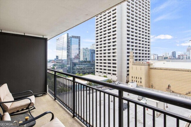 Building Photo - 620 Peachtree St NE