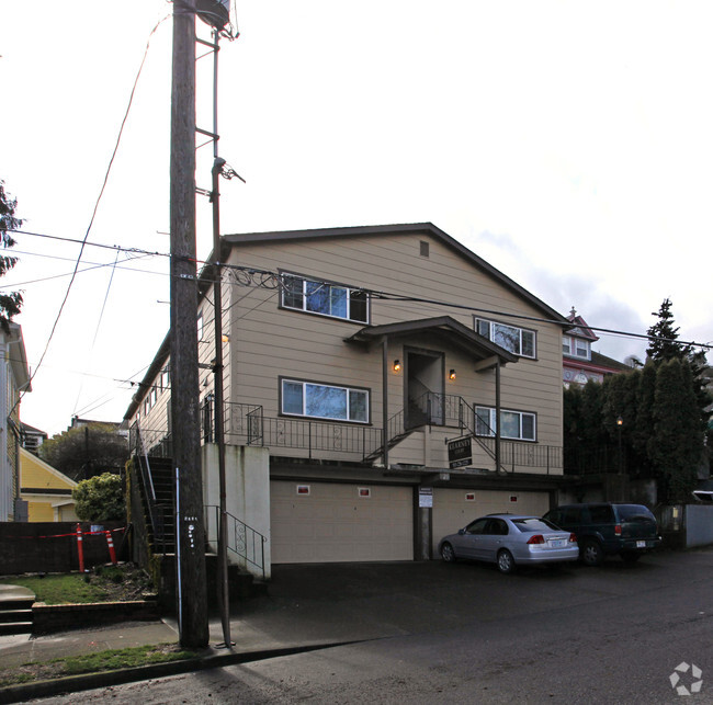 Primary Photo - Kearney Street Apartments