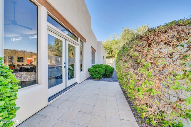 Building Photo - 6139 N 31st Ct