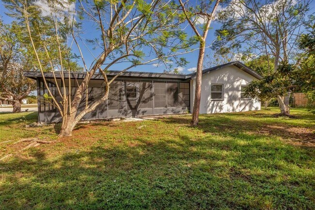 Building Photo - 4290 Yucatan Cir
