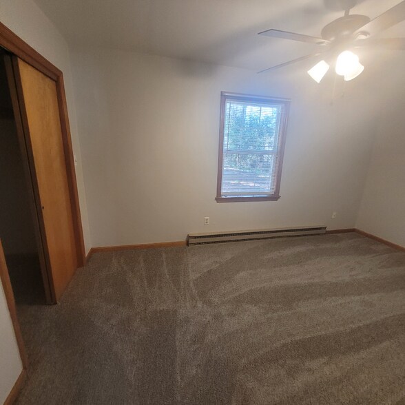 Building Photo - 1252 Gatewood Rd