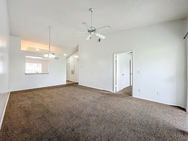 Building Photo - Island Cove Villas at Meadow Woods 1-Story...